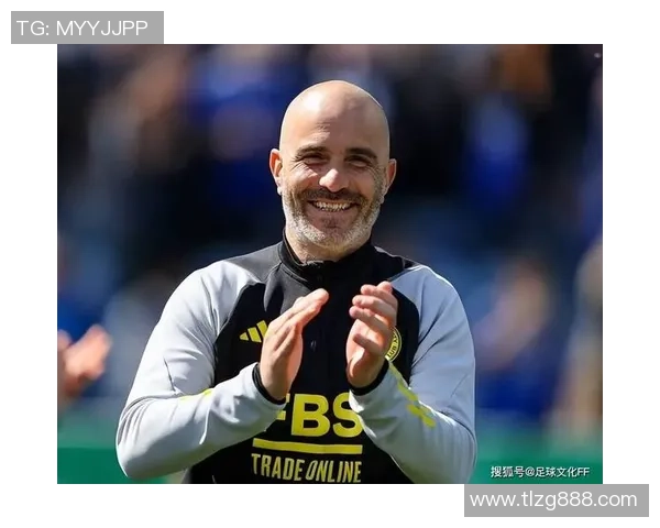 戴护腕的足球球星有哪些？他们的独特风格与比赛表现解析